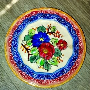 Vintage Japanese handmade plate with 3D touch dimensions and good texture.